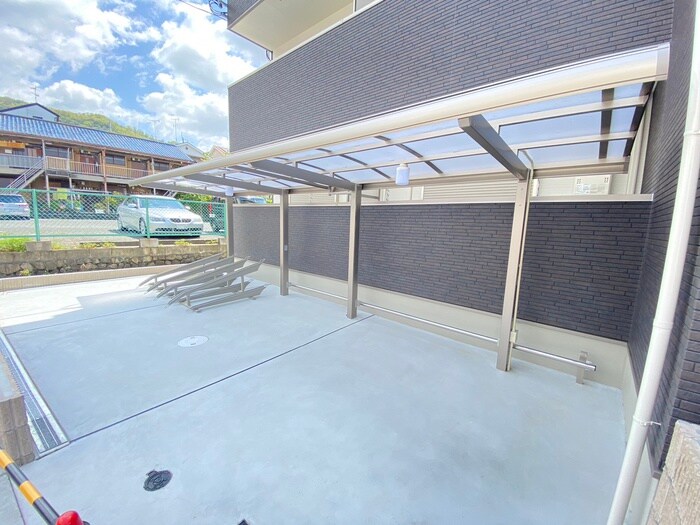 物件外観写真4　(建物設備)