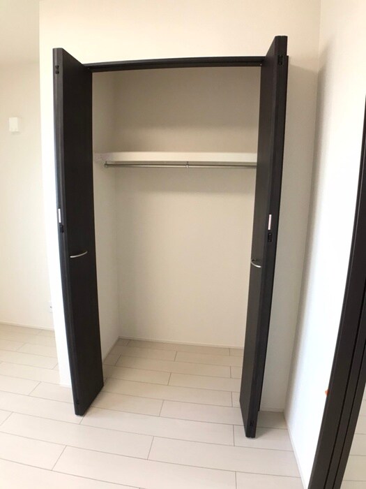 物件内観写真18　(収納)