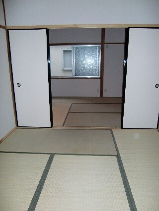 物件内観写真2　(内観写真)