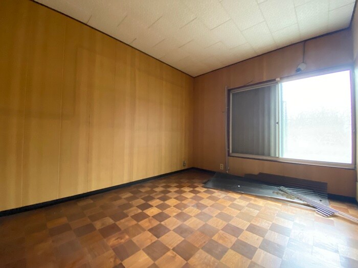 物件内観写真8　(居室)