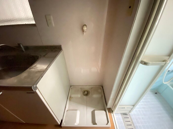 物件内観写真21　(洗濯機置場)