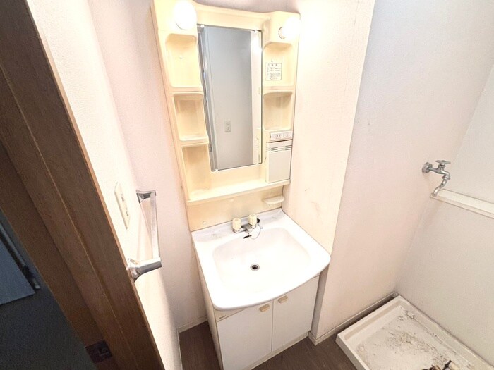 物件内観写真12　(洗面)