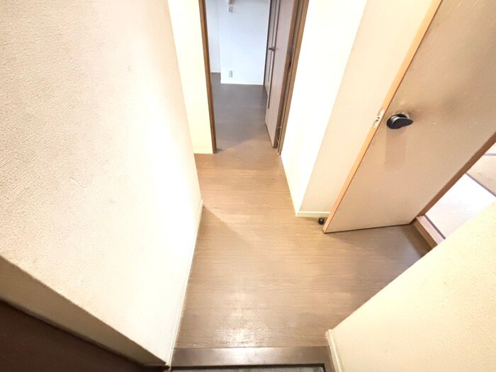 物件内観写真18　(廊下)