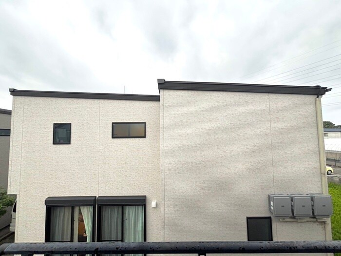 物件内観写真22　(室内からの展望)