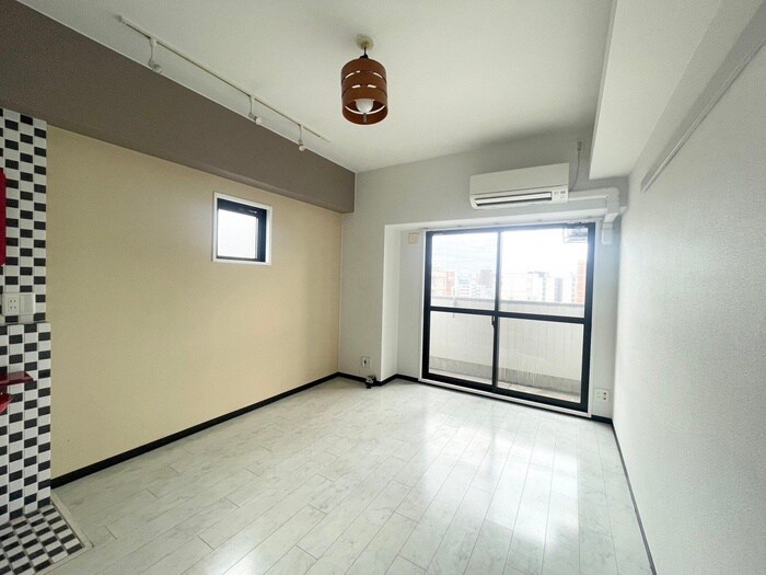 物件内観写真4　(居室)