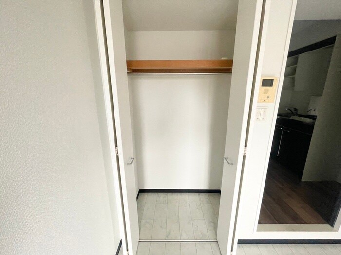 物件内観写真12　(収納)
