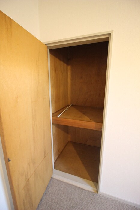 物件内観写真12　(収納)