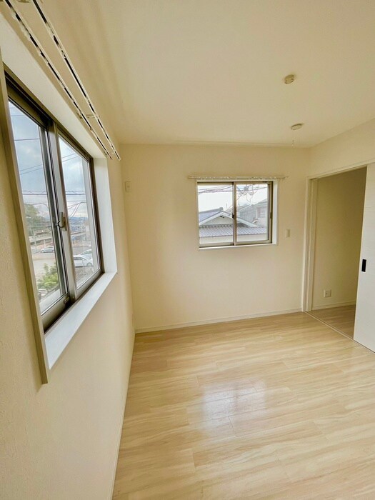 物件内観写真10　(居室)