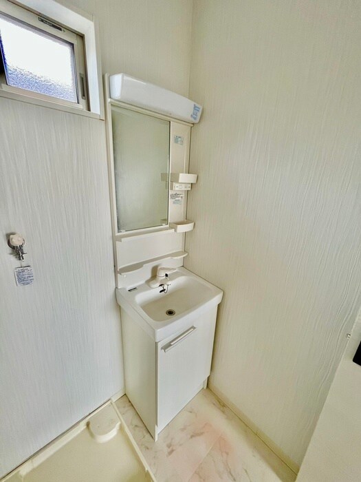 物件内観写真17　(洗面)