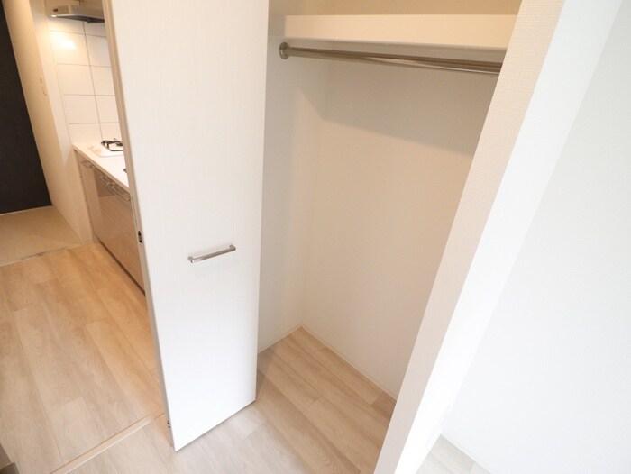 物件内観写真16　(収納)