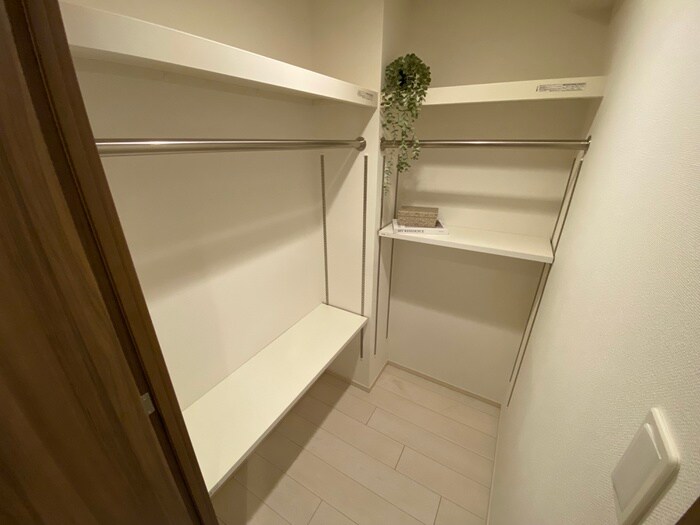 物件内観写真14　(収納)