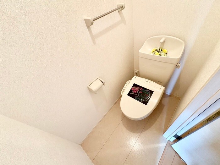 物件内観写真14　(トイレ)