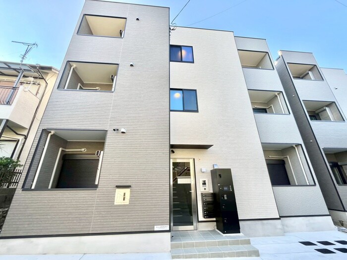 物件外観写真1　(外観写真)