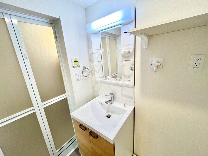 物件内観写真12　(洗面)