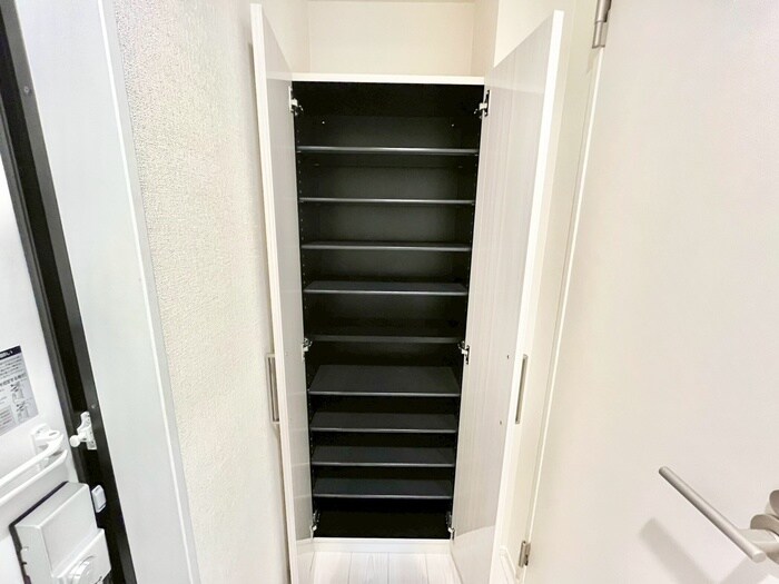 物件内観写真16　(靴箱)