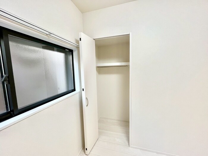 物件内観写真17　(収納)