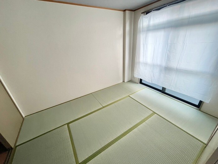 物件内観写真9　(居室)