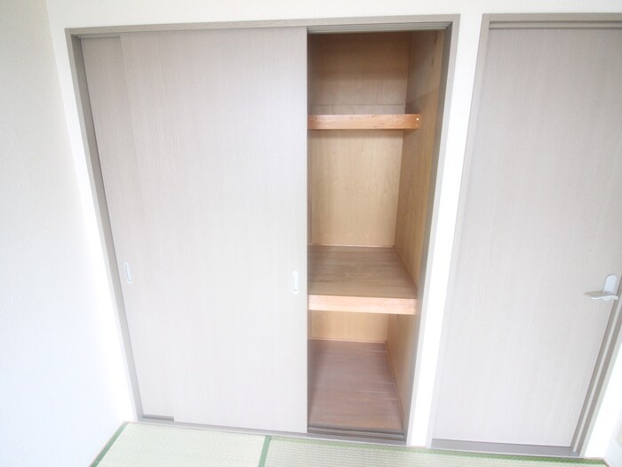 物件内観写真21　(収納)