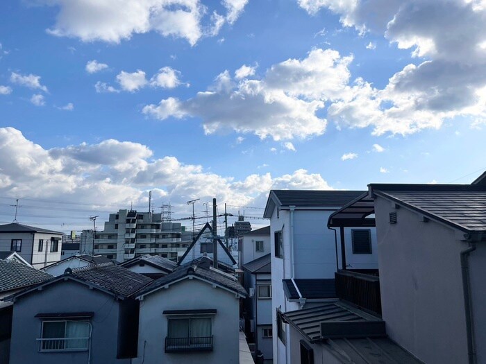 物件内観写真22　(室内からの展望)