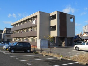 カームリーコート外観写真
