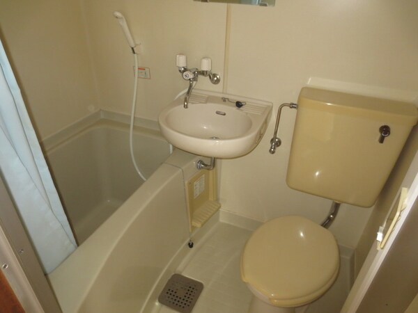 バス／シャワールーム等