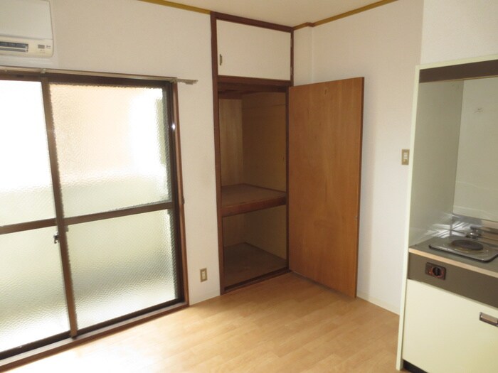 物件内観写真11　(収納)