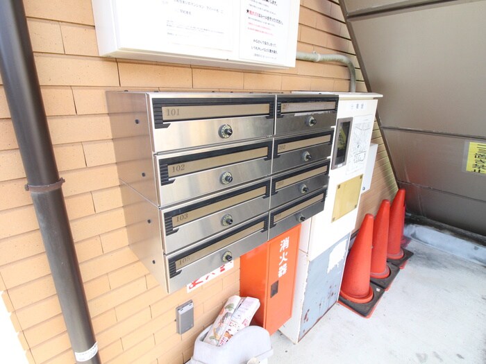 物件外観写真4　(建物設備)