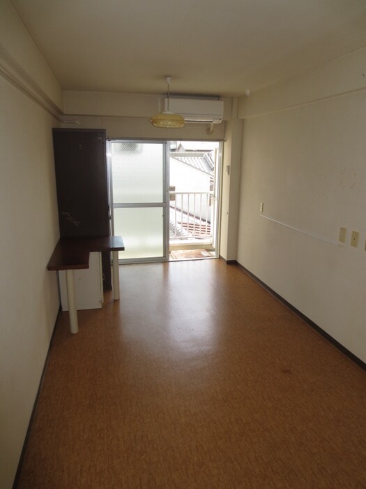 物件内観写真6　(居室)