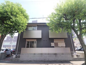 ベェルウェル稲葉外観写真