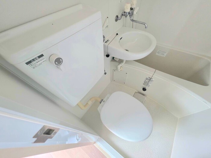 物件内観写真11　(トイレ)