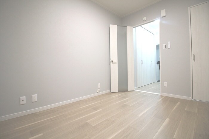 物件内観写真9　(居室)