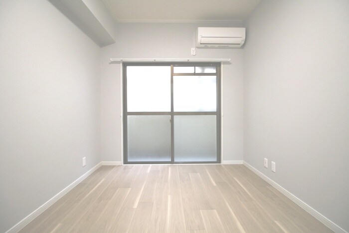 物件内観写真11　(居室)