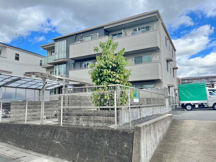 物件外観写真5　(外観写真)