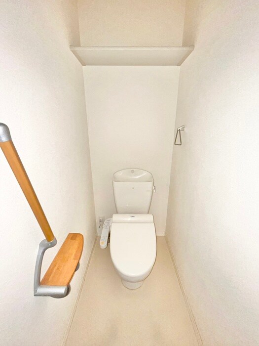 物件内観写真15　(トイレ)