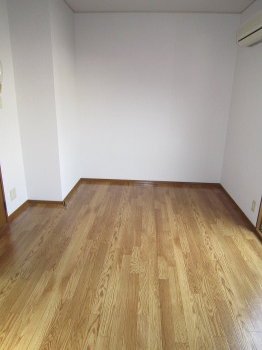 物件内観写真11　(居室)