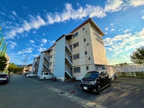 丸カントリーコーポの外観写真