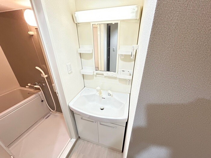 物件内観写真12　(洗面)