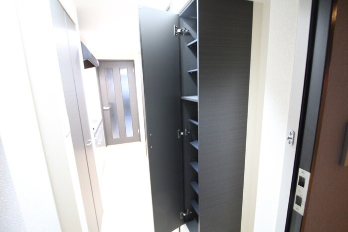 物件内観写真17　(靴箱)