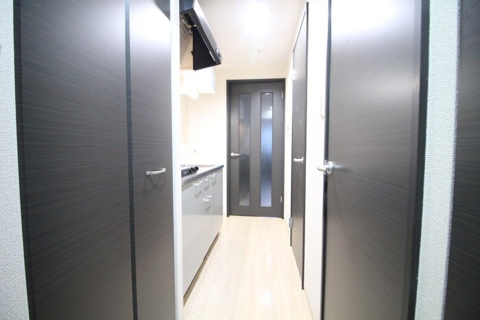 物件内観写真19　(廊下)