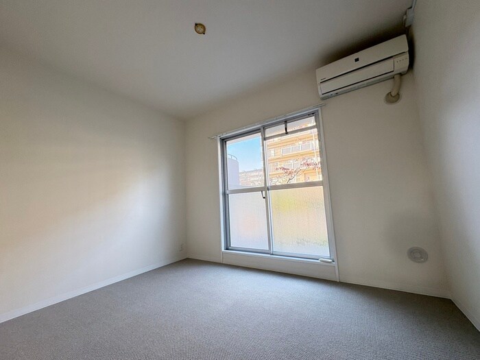 物件内観写真17　(居室)