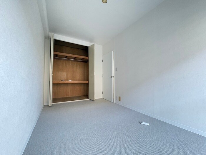 物件内観写真18　(居室)