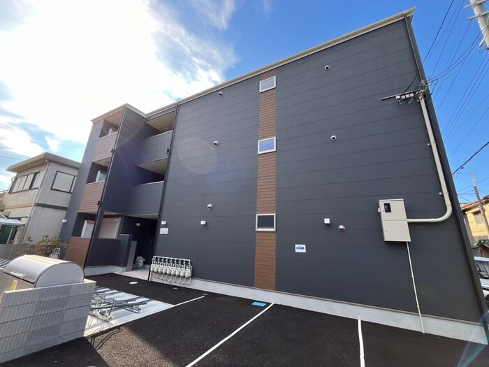 物件外観写真1　(外観写真)