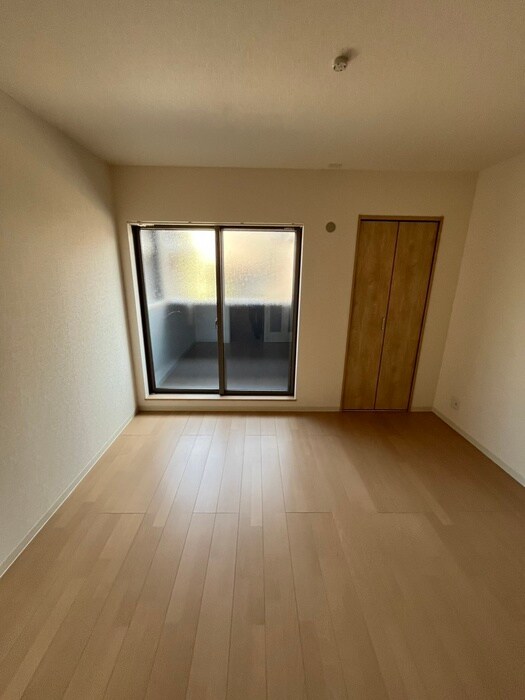 物件内観写真9　(居室)