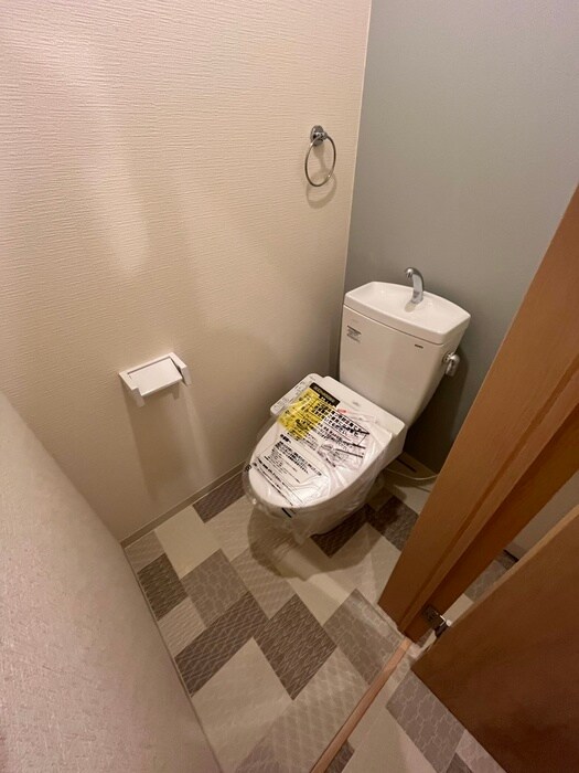 物件内観写真15　(トイレ)