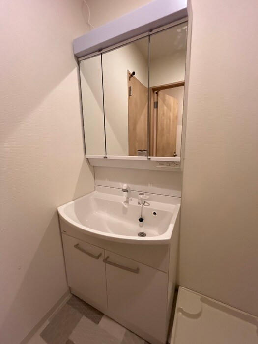 物件内観写真16　(洗面)