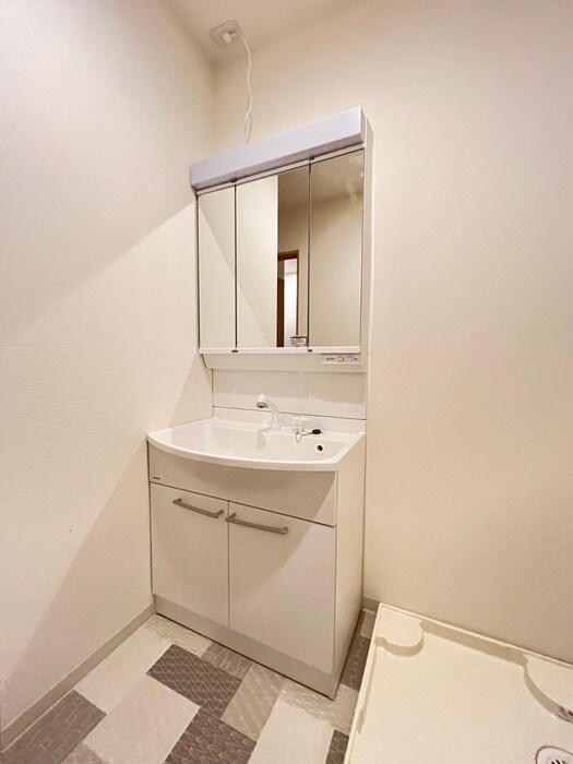 物件内観写真17　(洗面)