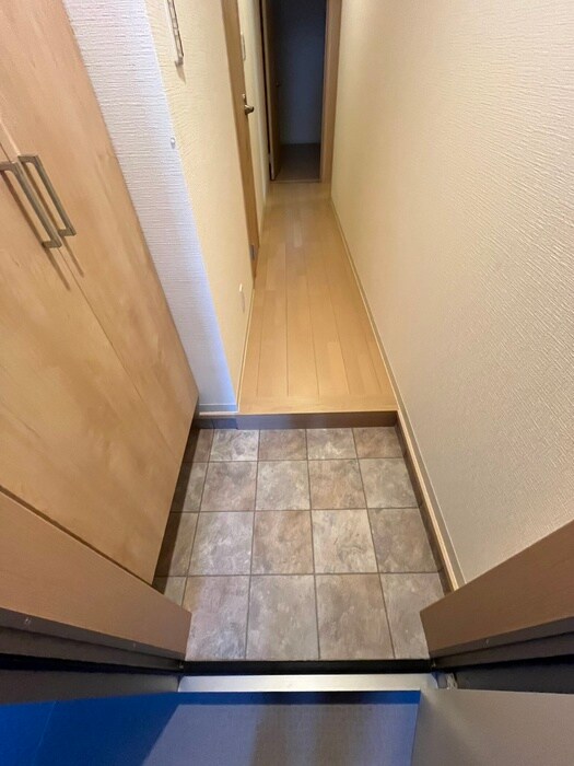 物件内観写真19　(玄関)
