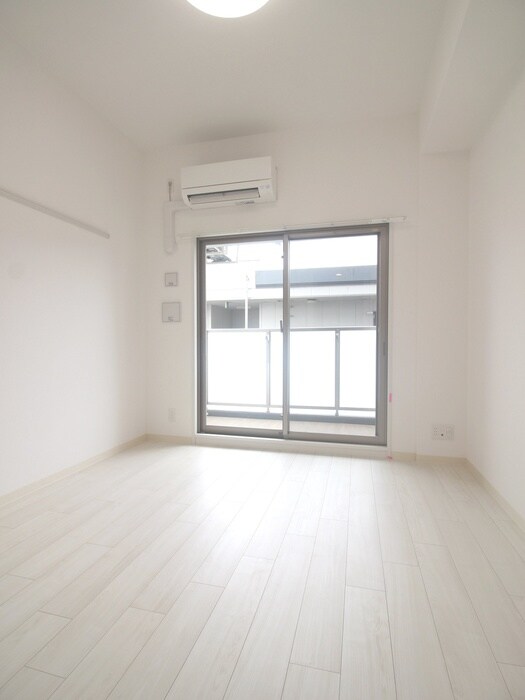 物件内観写真12　(居室)