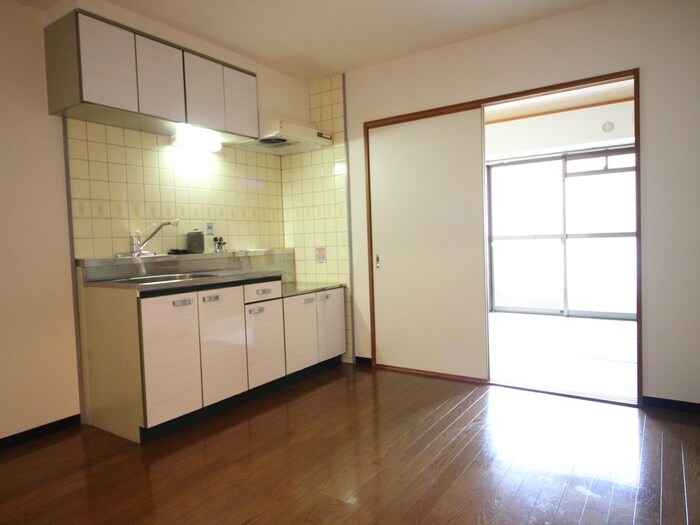 物件内観写真8　(居室)