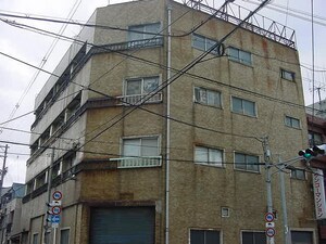 サンコ－マンション外観写真